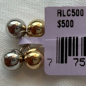 ✨ Medium Studs 2-Tone Solid Gold Earrings
NIB– Hudson’s Bay Fine Gold Jewelry ✨